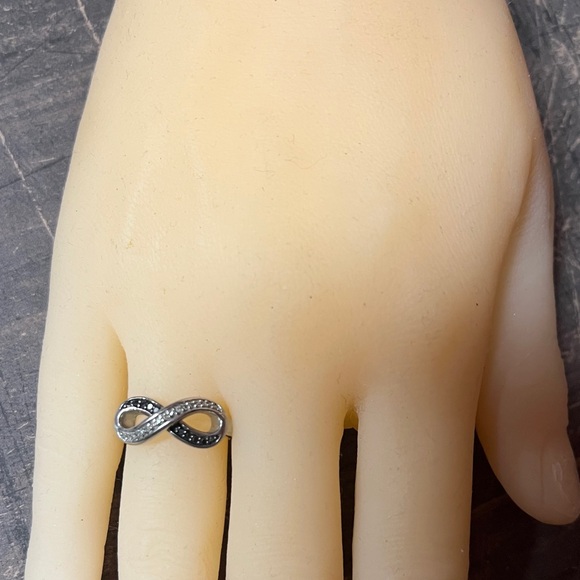 Elegant Silver Infinity Ring With real black & white diamonds accents